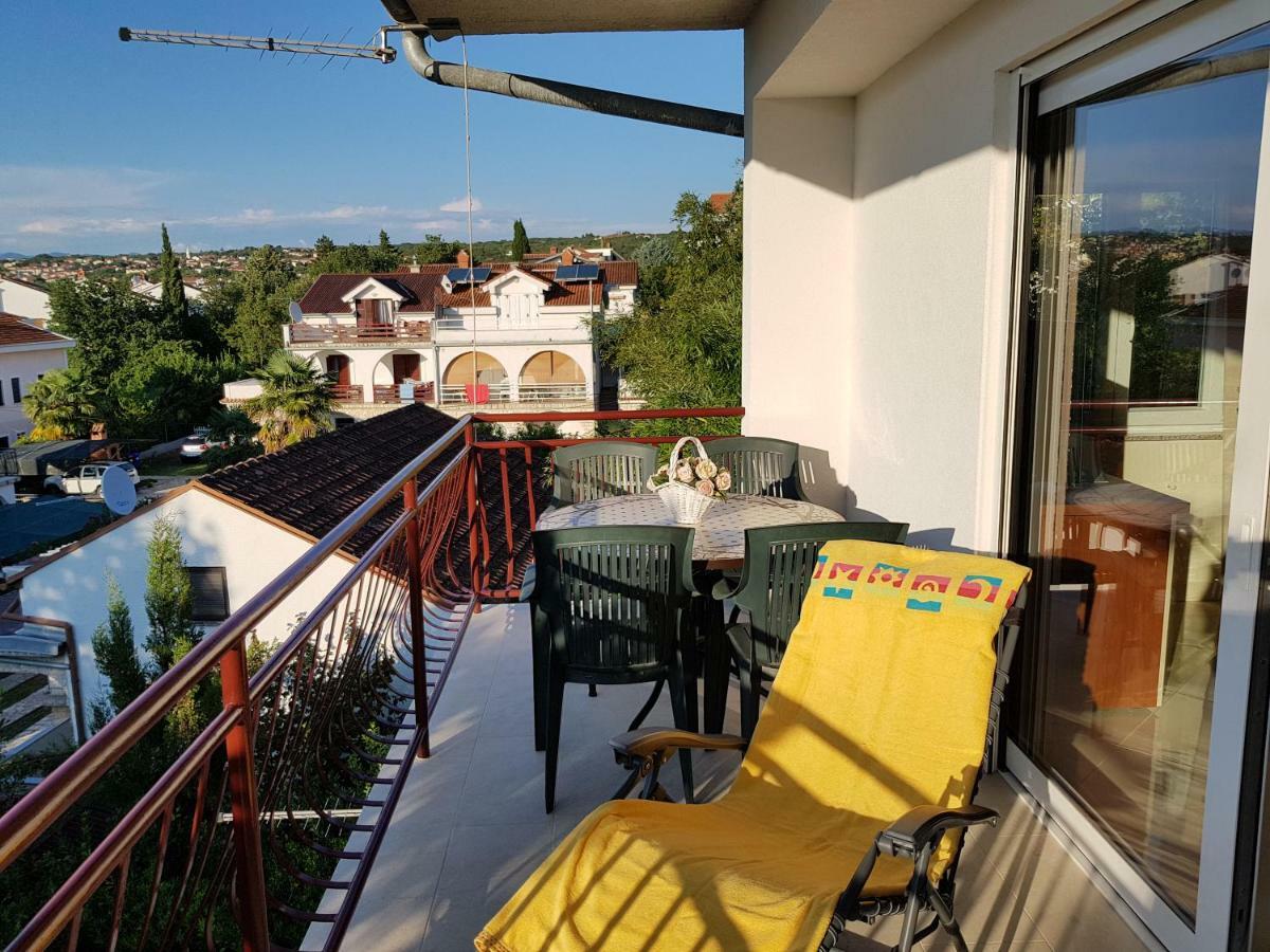 Apartman Vesna Malinska Bagian luar foto