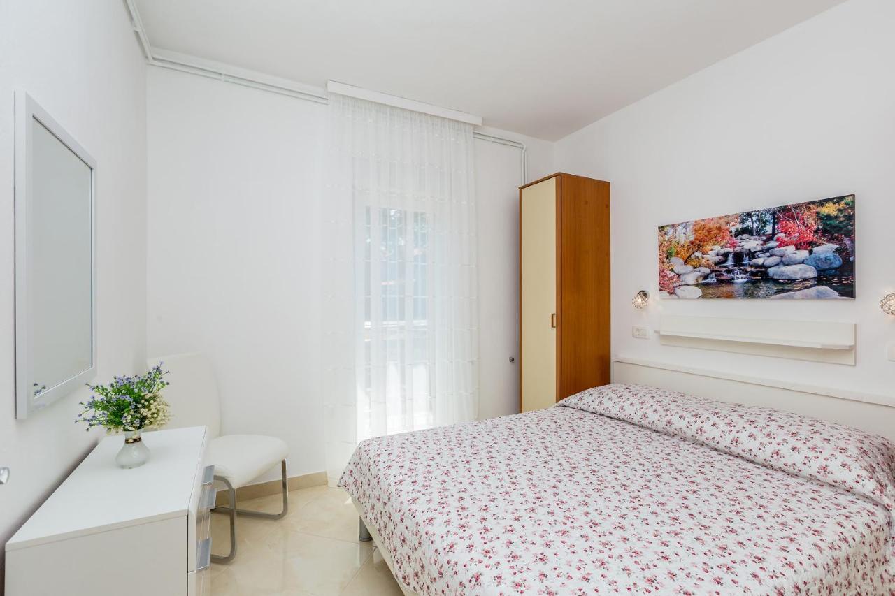 Apartman Vesna Malinska Bagian luar foto